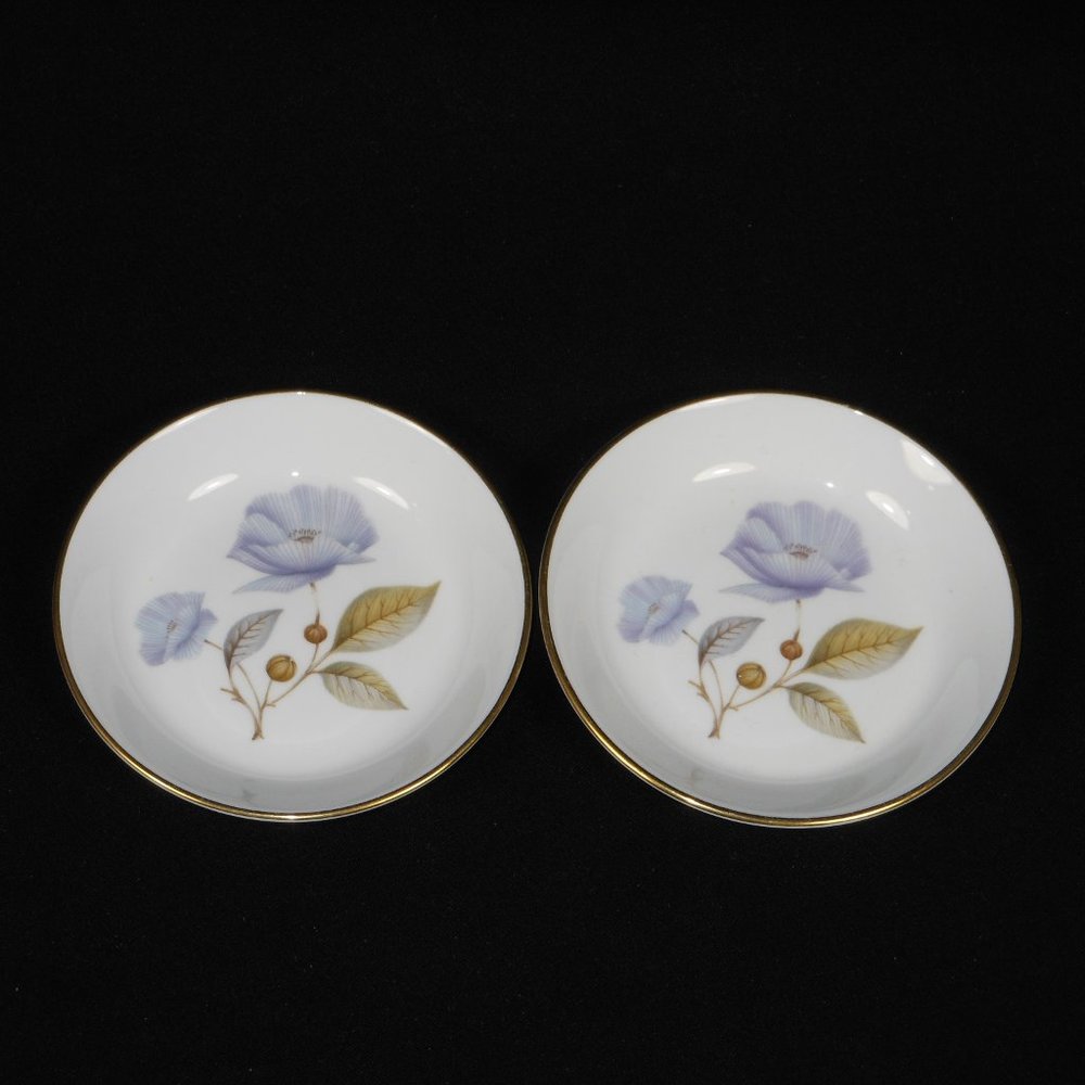 2 beautiful Royal Worcester fine bone china small dishes
